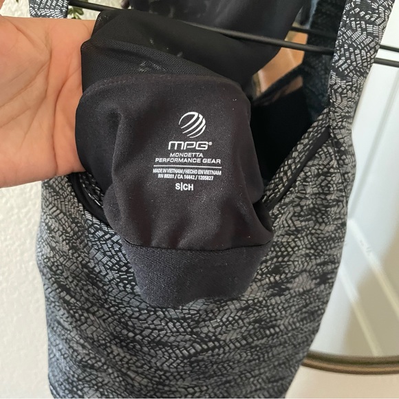 Mondetta athletic dress - Picture 5 of 8